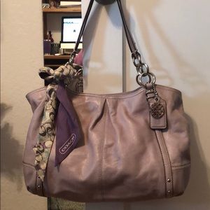 COACH Lilac Leather Shoulder Handbag